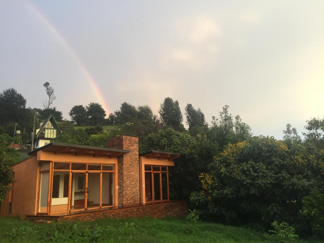 Titue Refugio , Cabanas 拉卡莱拉 外观 照片