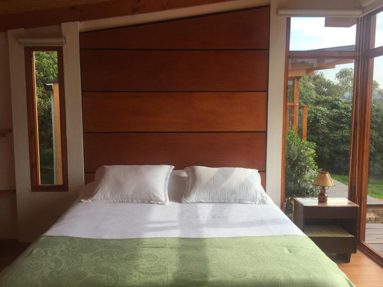 Titue Refugio , Cabanas 拉卡莱拉 外观 照片